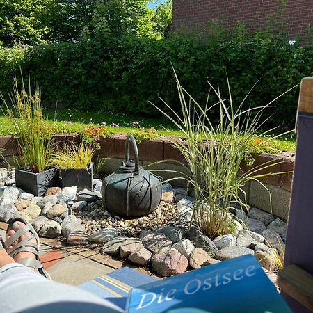 Segelund - Zeit Fuer Uns- Ruhige Und Sonnige Ferienwohnung Mit Terrasse Und Garten Nahe Strand Und Ostsee Schönhagen 외부 사진