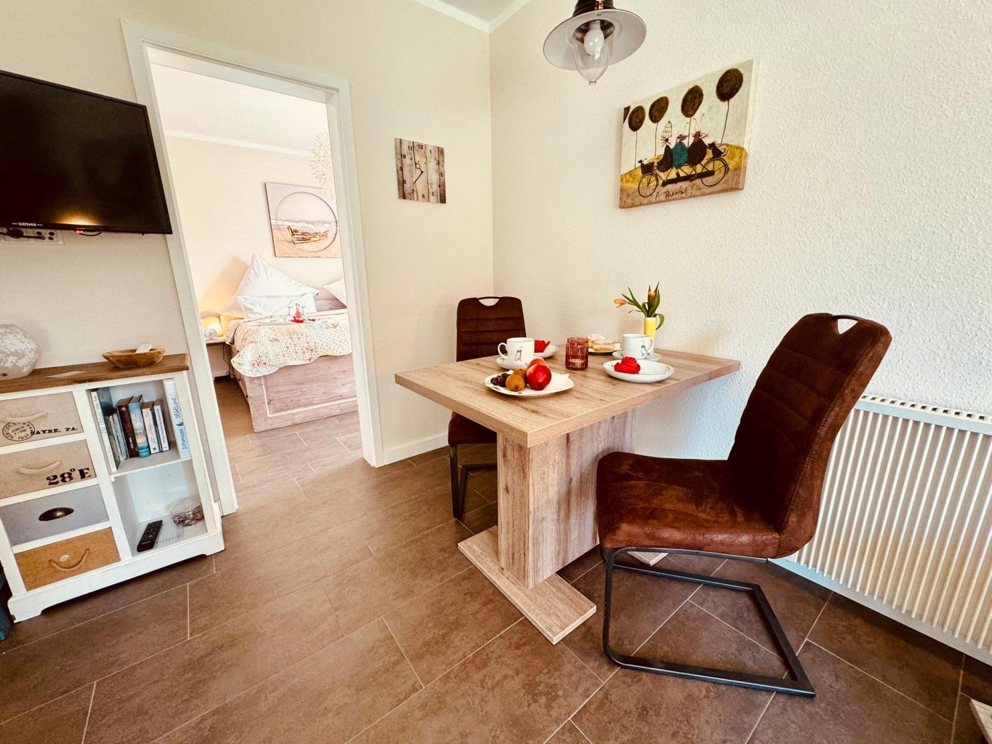 Segelund - Zeit Fuer Uns- Ruhige Und Sonnige Ferienwohnung Mit Terrasse Und Garten Nahe Strand Und Ostsee Schönhagen 외부 사진
