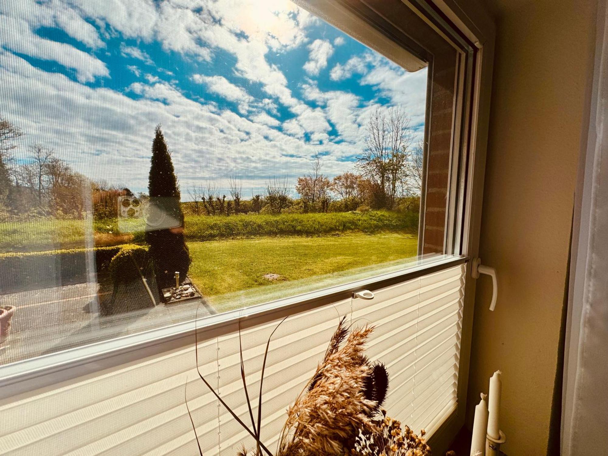 Segelund - Zeit Fuer Uns- Ruhige Und Sonnige Ferienwohnung Mit Terrasse Und Garten Nahe Strand Und Ostsee Schönhagen 외부 사진